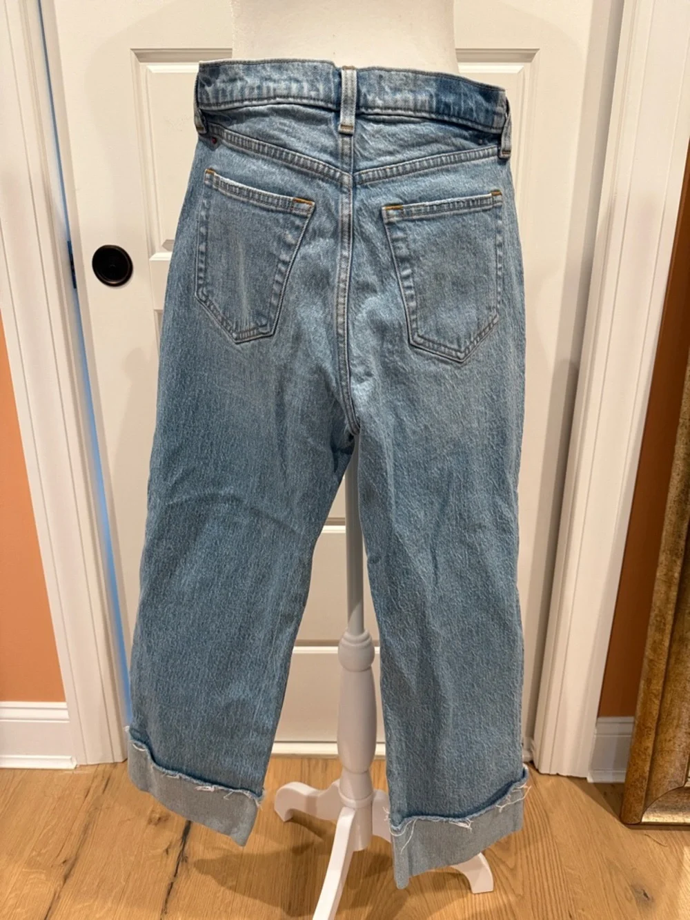 Abercrombie The Baggy Mid Rise - Picture 2 of 2